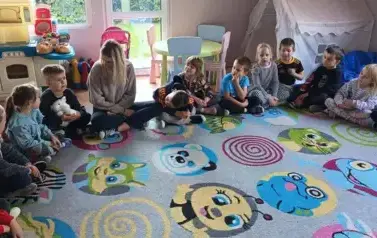 558052057_1279077460686079_3914772706243362928_n